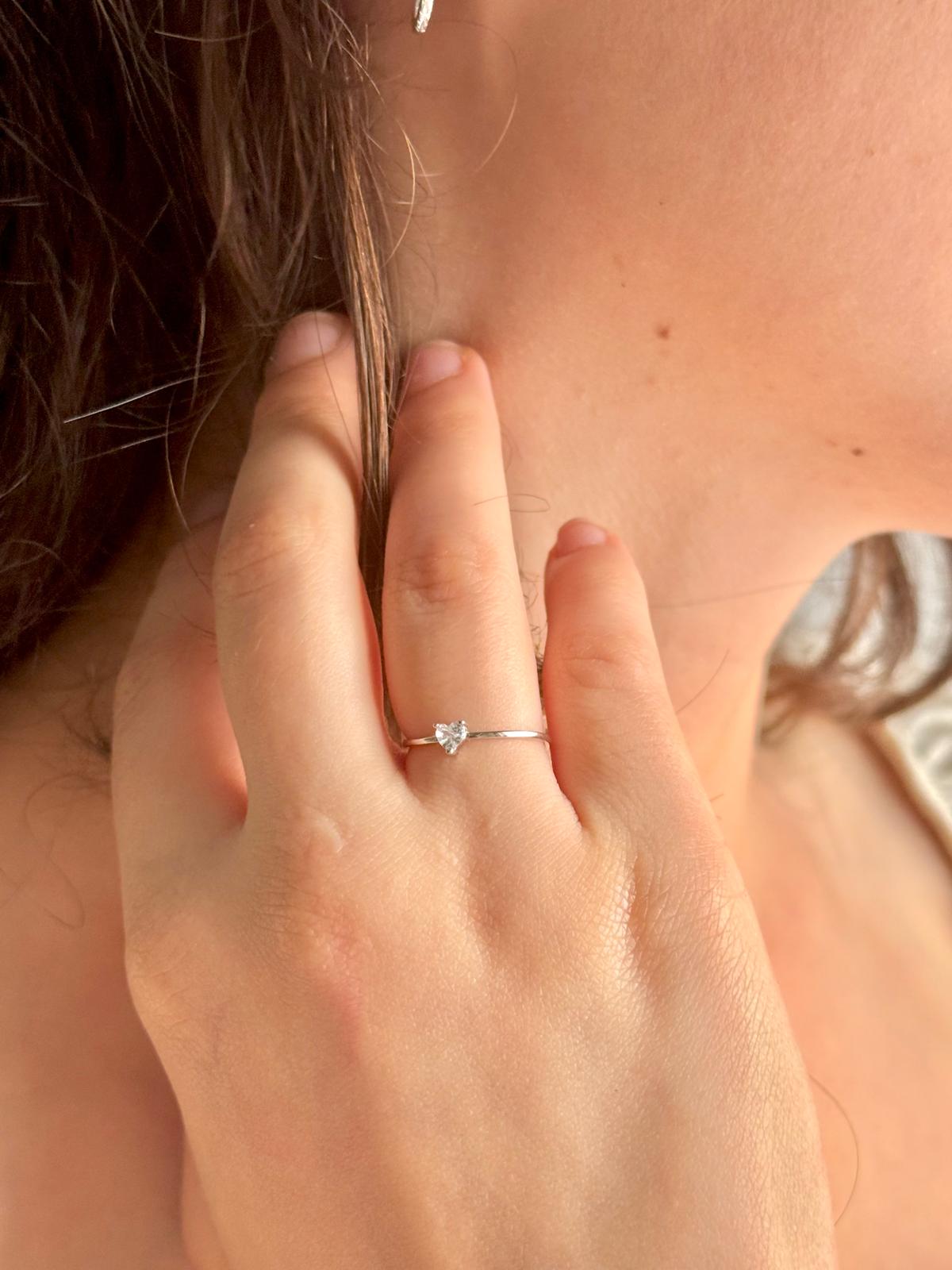 Anillo Aveline