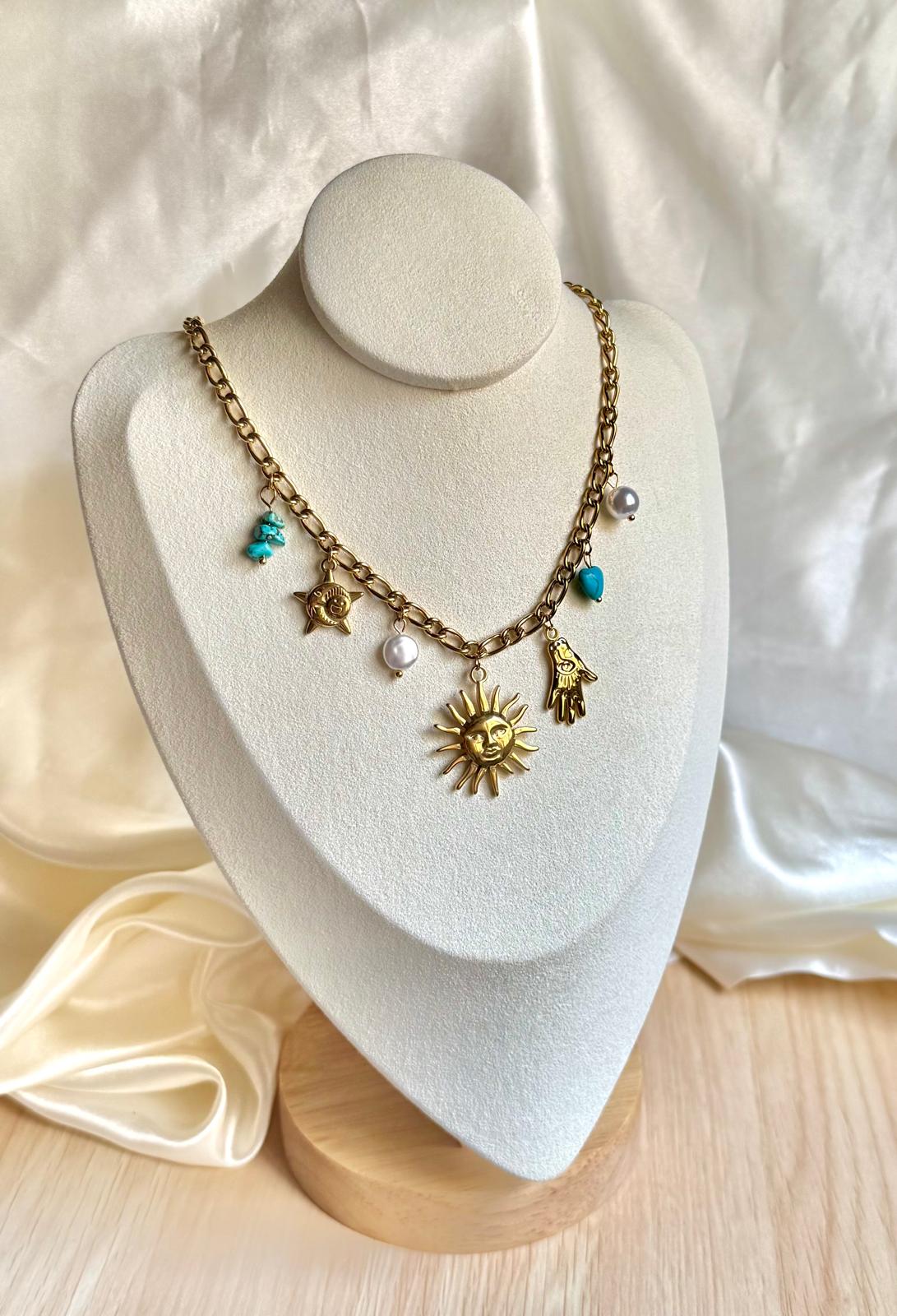 Collar Soleia – Magia Solar en Cada Detalle