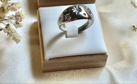 Anillo Ocho Estrellas